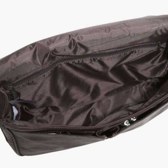 Kenneth Cole REACTION Risky Business Messenger Full-Grain Colombian Leather Cros - Picture 3 of 3